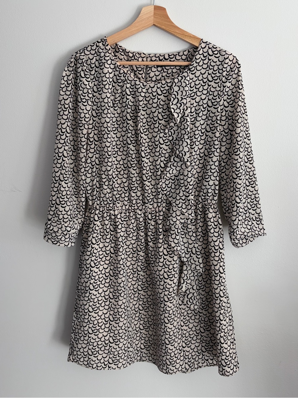 Cream & Black Patterned Long-Sleeve Dress with Elastic Waist